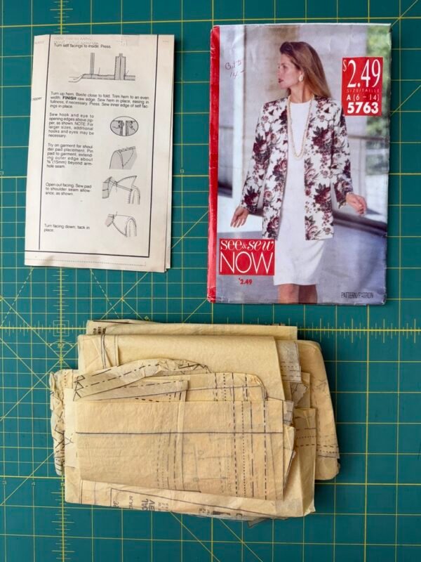 Pattern cover See & Sew 5763